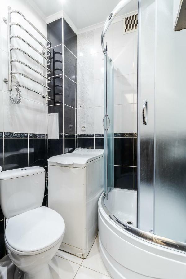 Homey Apartment Lviv Bagian luar foto